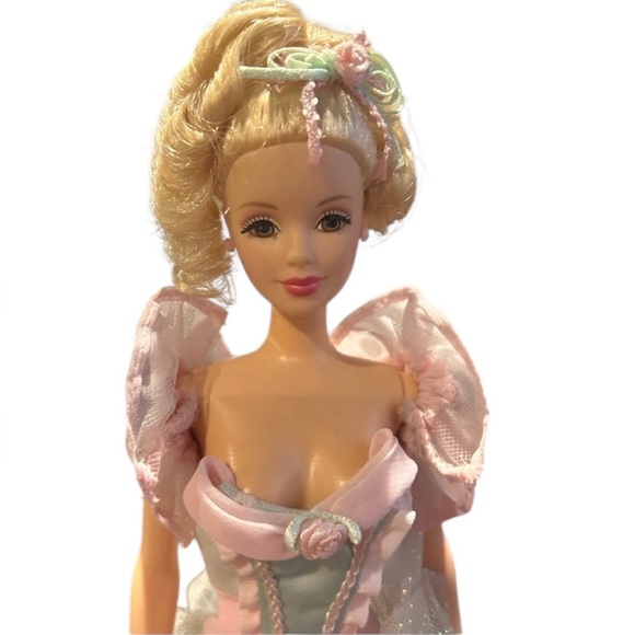 1999 Barbie as Marzipan in the Nutcracker — Classic Ballet Edition - Picture 2 of 4